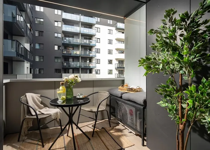 North By Urbanesq Cortina B Бухарест